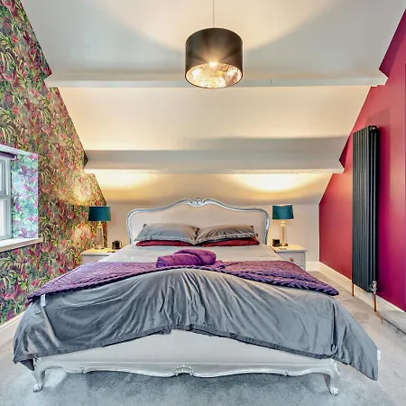 The Carriage House Retreat *