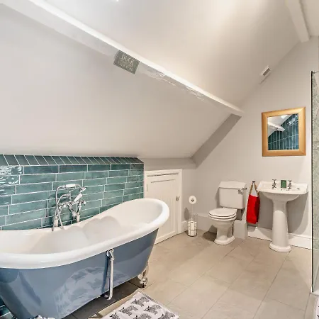 The Carriage House Retreat Holiday home Cliburn