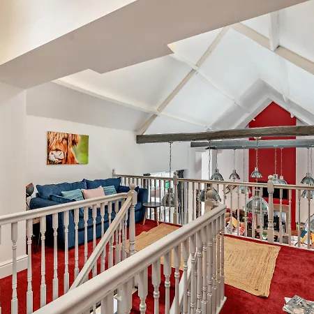 The Carriage House Retreat *